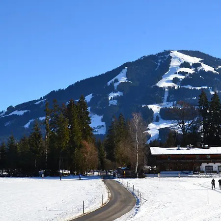 Haus Auni Metzgermeister 아파트 *